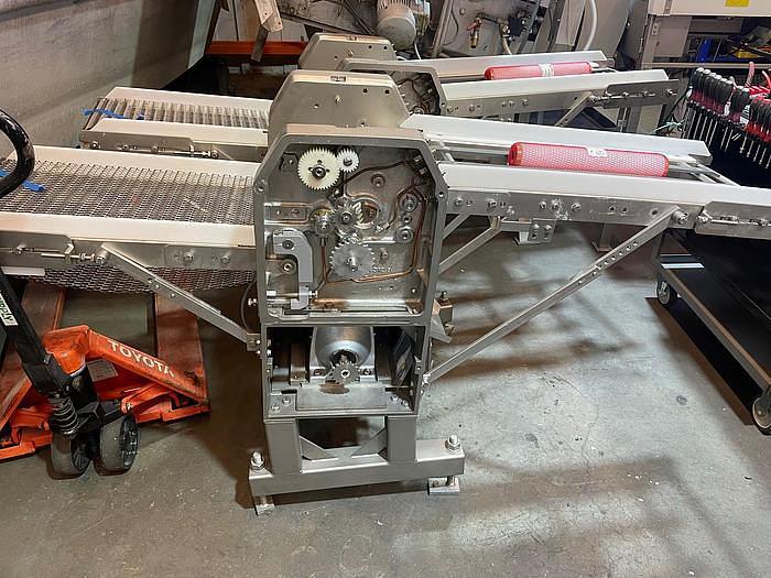 Used Skinning Machine Baader 51