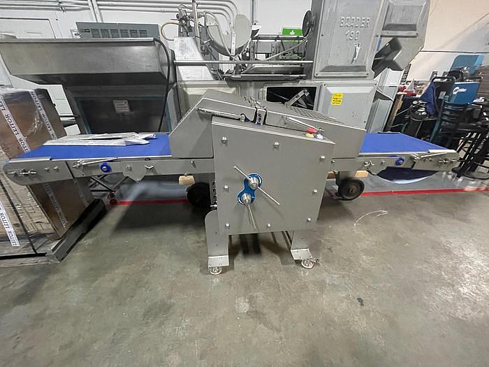 Used Steen 700 skinning machine NEW !!