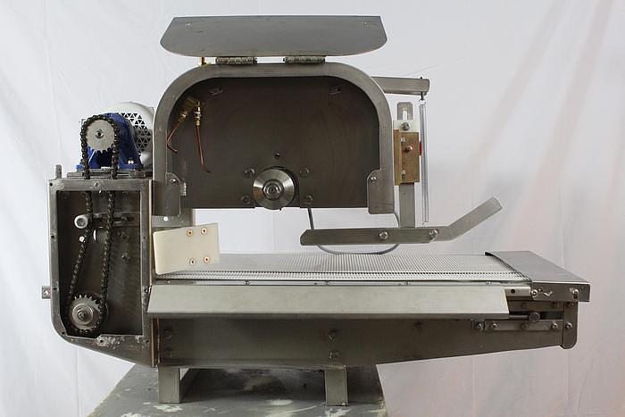 Used Tokai 550 Heading Machine