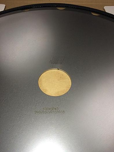 Used Tokai 550 heading machine