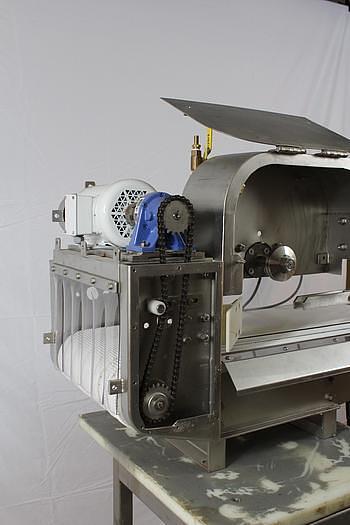 Used Tokai 550 Heading Machine