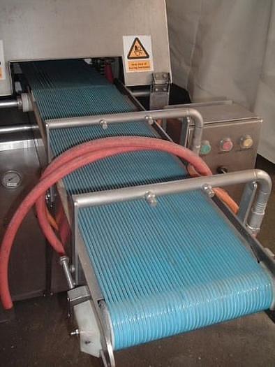 Used Trio FDS 104 Skinning Machine