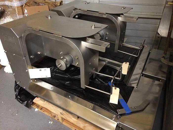 Used Tokai 550 heading machine