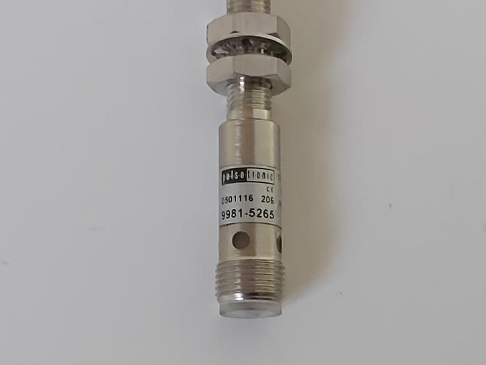 Gebraucht 3 Stück Induktiver Sensor DC, KJ6-M8MN70-DPS-V2, 9981-5265, Pulsotronic neuwertig