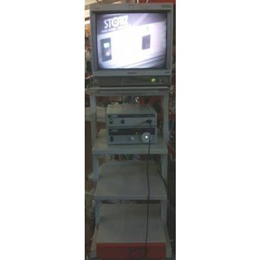 COLONNE STORZ COMPOSEE D'UNE CAMERA TELECAM STORZ ET D'UNE SOURCE DE LUMIERE XENON NOVA STORZ D'UN MONITEUR SONY 20"