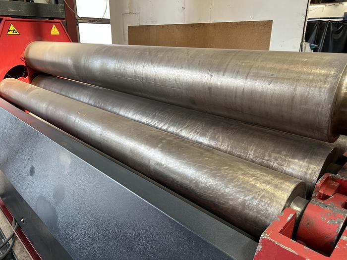 Used BRUGT HYDRAULISK PLADEVALSE FABRIKAT TAURING, MODEL OMEGA 420/310