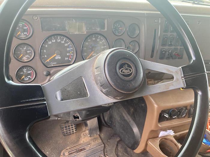 Used *** ALLISON AUTOMATIC*** 2006 MACK CV713 Granite