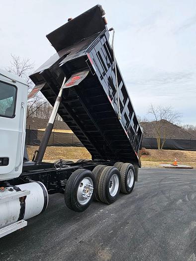 Used 2005 Mack *** ALLISON AUTOMATIC *** CV713 Granite