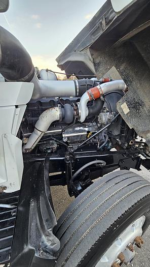 Used 2001 Mack *** Allison Automatic ***  RD688s