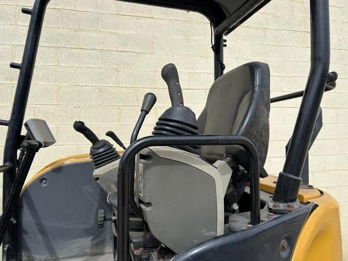 Used 2017 CATERPILLAR 303.5E2