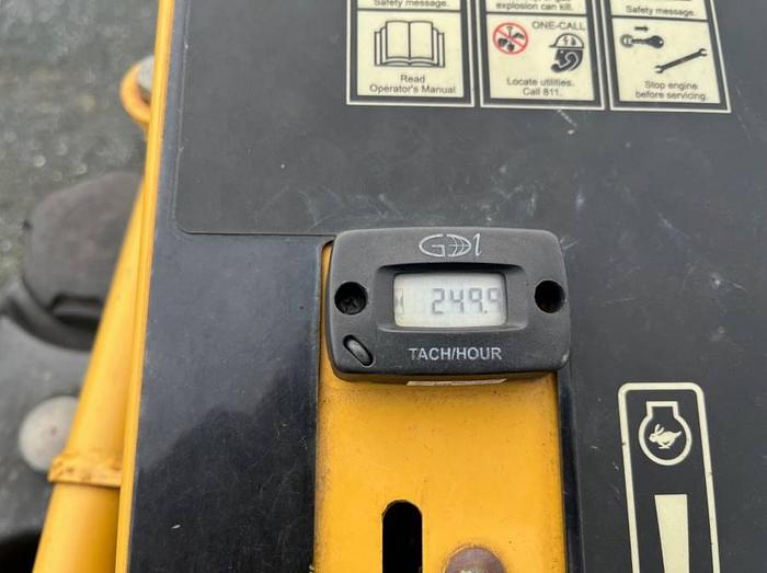 Used 2014 Vermeer RTX250