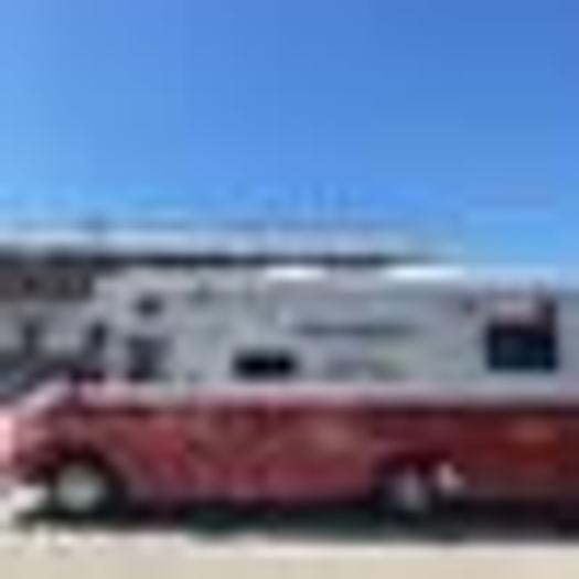 Used 2001 Freightliner MT45 Grunman Olson Fire/Rescue Mobile Command Center