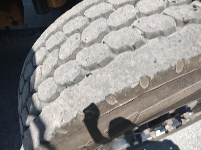 Used 2006 Freightliner FLD 120 Classic