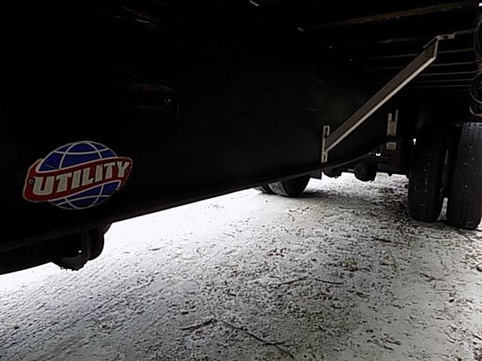 Used 1999 UTILITY TRAILER CORP FLATBED 102 x 48