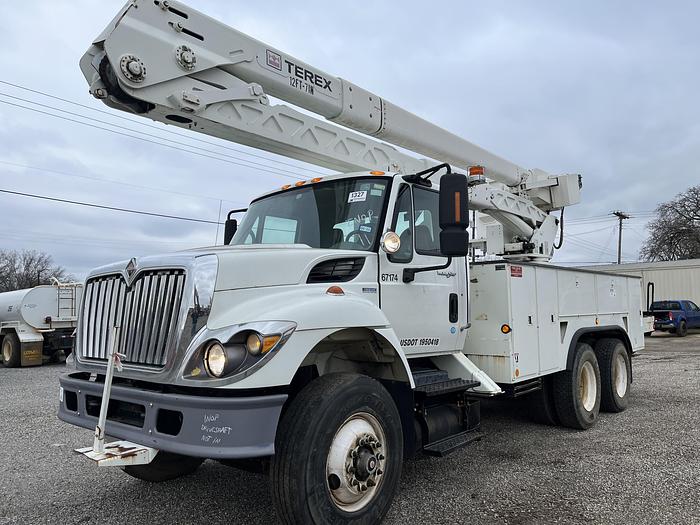 Used 2010 International 7400 Bucket Truck
