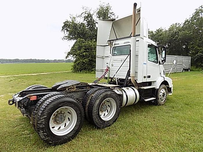 Used 2010 Volvo VNM