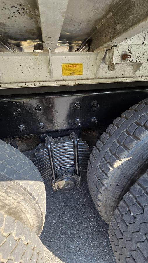 Used 2009 Mack GU713 *** Allison Automatic*** Granite