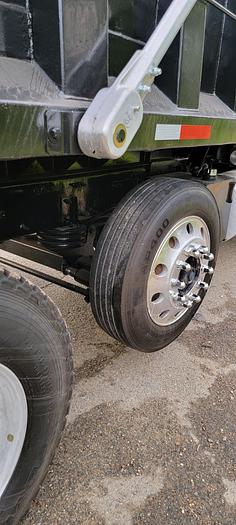 Used 2004  Mack *** ALLISON AUTOMATIC *** CV713 Granite