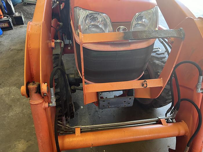 Used 2010 Kubota B2620