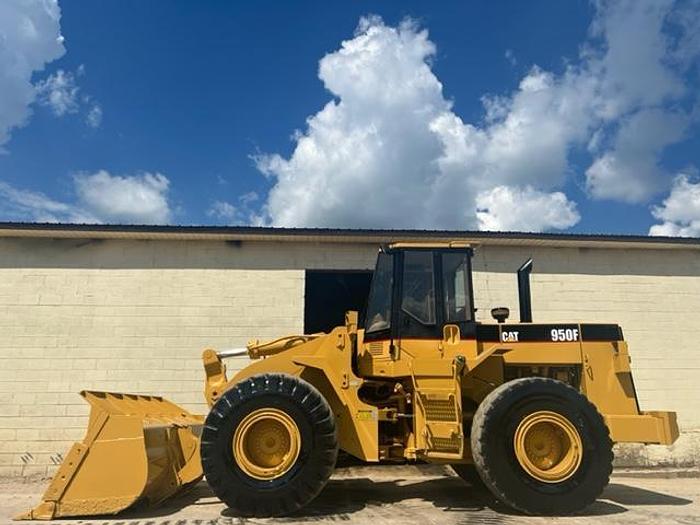 Used 1993 CATERPILLAR 950F