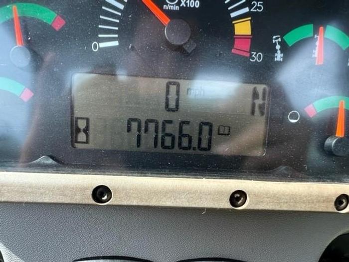 Used 2008 CATERPILLAR 12M