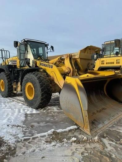 Used 2020 Komatsu WA475-10