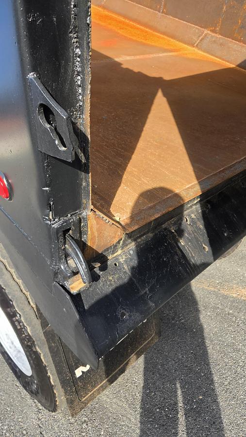 Used 2006 Mack *** ALLISON AUTOMATIC *** CV713 Granite