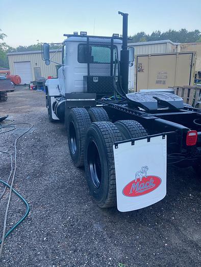 Used 1994 Mack RD688S
