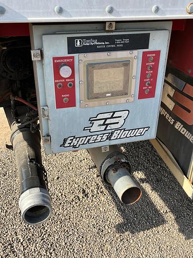 Used 2002 Freightliner FL-80