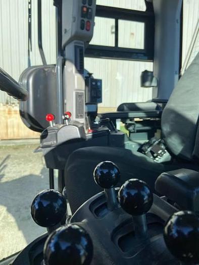 Used 2022 Komatsu GD655-7