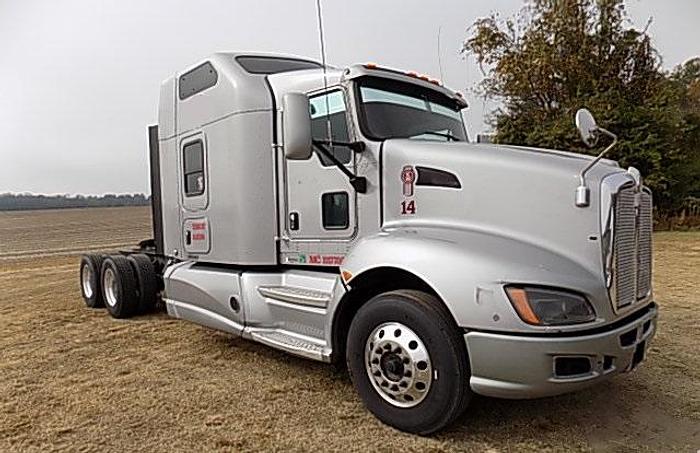 Used 2014 Kenworth T6 Tandem Axle Sleeper