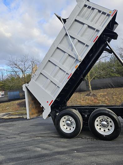 Used 2017 *** ALLISON AUTOMATIC *** Kenworth T880