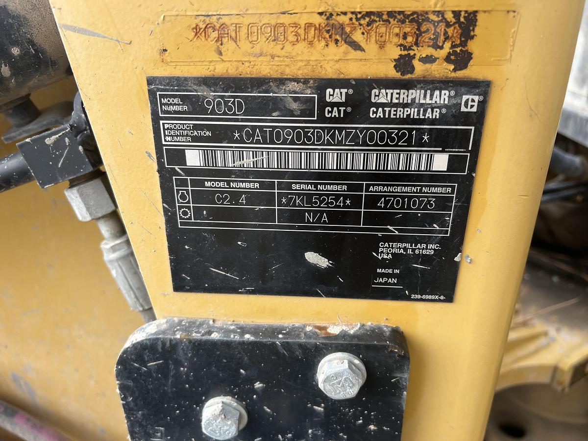 Used 2017 CAT 903D