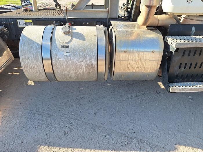 Used 2016 Mack CHU613