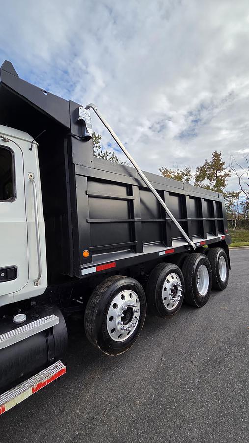 Used 2006 Mack *** ALLISON AUTOMATIC *** CV713 Granite