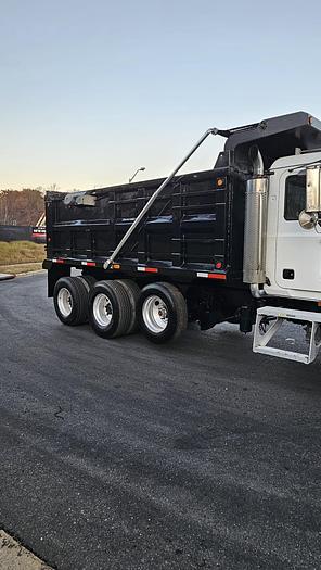 Used 2007 *** ALLISON AUTO *** MACK CV713 Granite