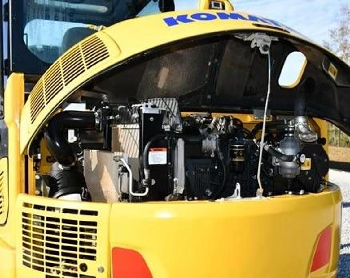 Used 2021 Komatsu PC88MR-11