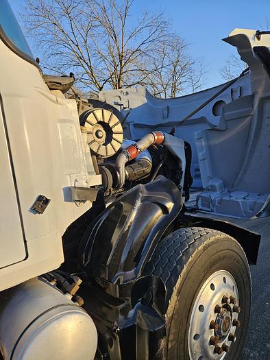 Used 2005 Mack *** ALLISON AUTOMATIC *** CV713 Granite