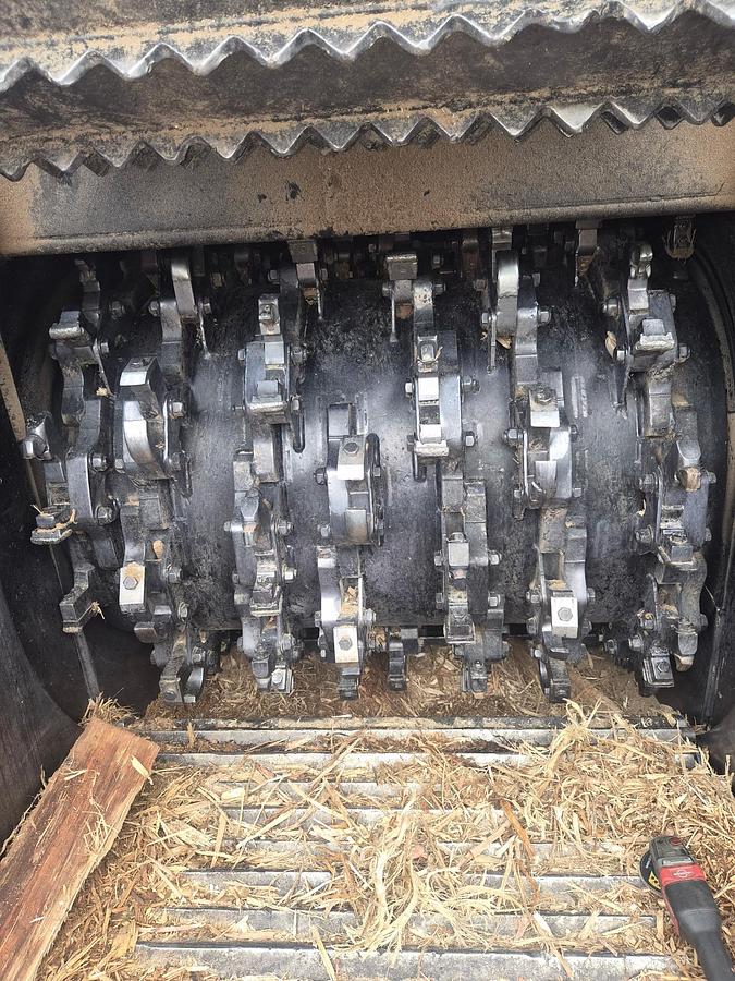 Used 2010 Bandit 4680T with chipping and grinding package