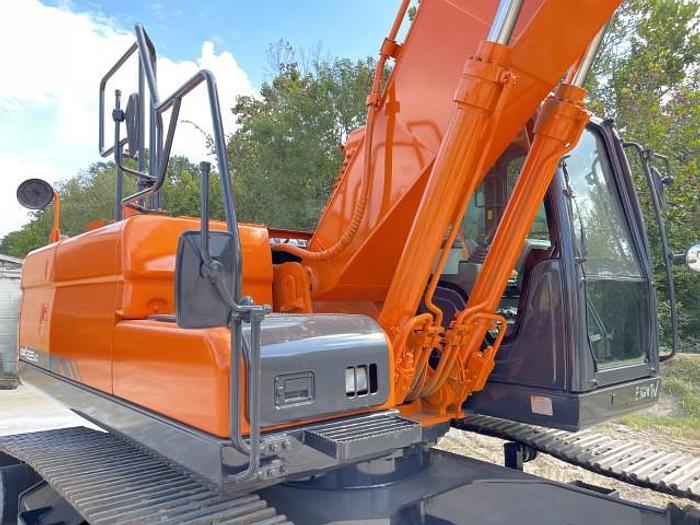 Used 2017 Doosan DX225LC