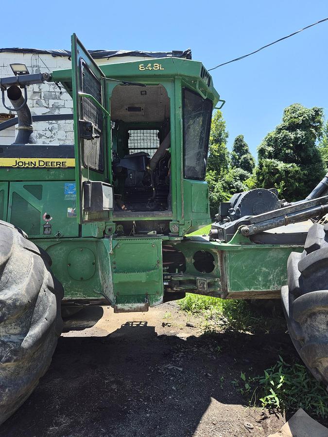 Used 2015 John Deere 848L