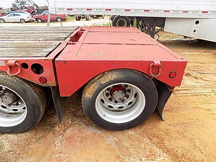 Used 35 Ton Detach Stretch Lowboy, Tandem w/flip axle