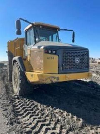 Used 2019 John Deere 410E