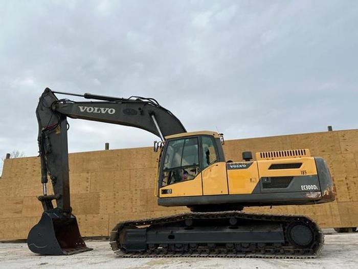 Used 2012 Volvo EC300DL