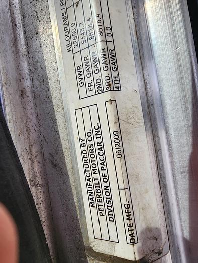 Used 2009 Peterbilt 386