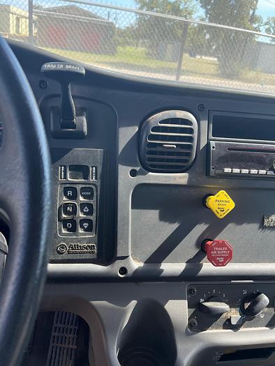 Used 2014 Freightliner Business Class M2 112