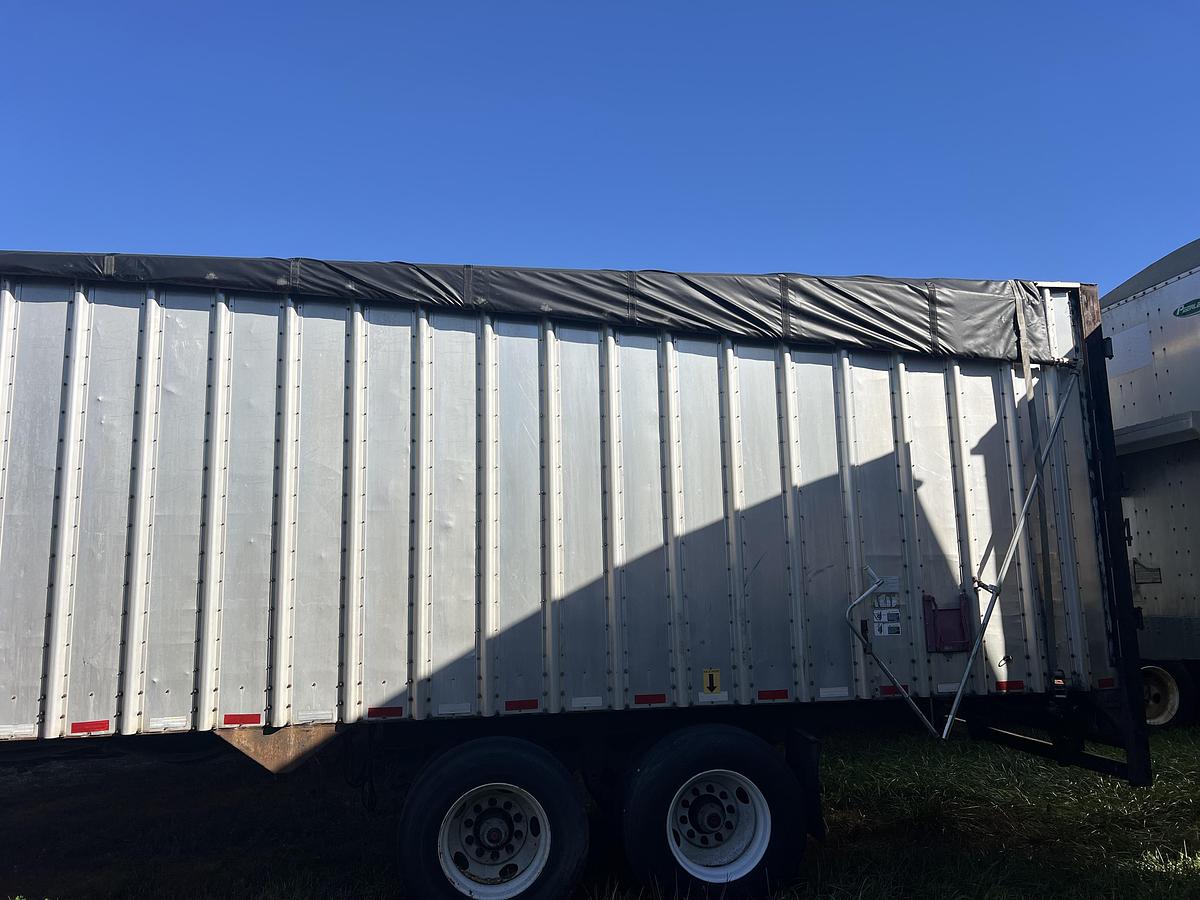 Used 2000 Peerless 45' & 48 X 98" Walking floor