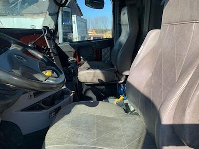 Used 2017 Freightliner Coronado SD122