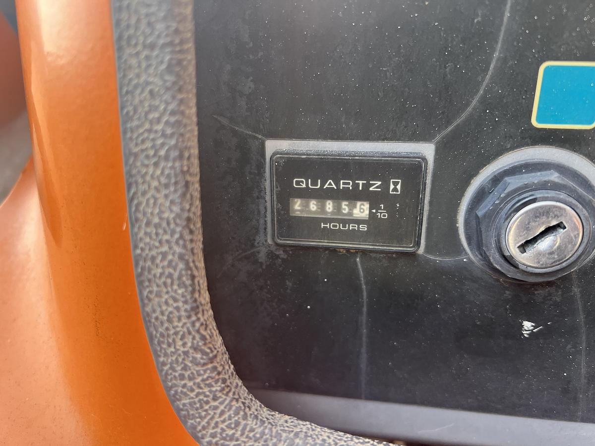 Used 2011 JLG 450 aerial lift/ boom lift