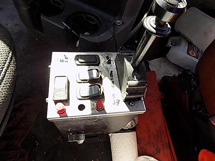 Used 2015 Mack CHU613 Day Cab W/Wet Line ****Automatic Transmission****